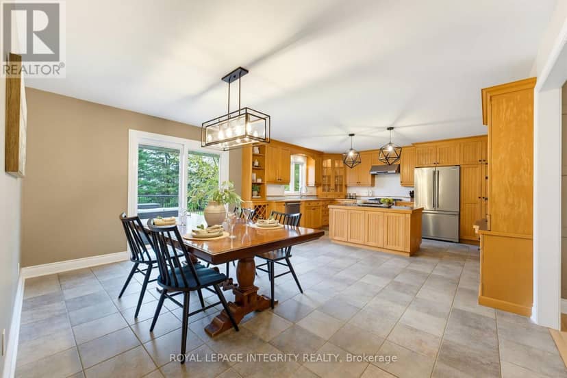 3647 Marcil Road — photo 15 of 38