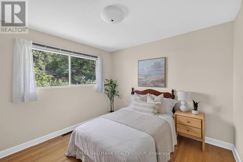 811 Iroquois Road — photo 18 of 33