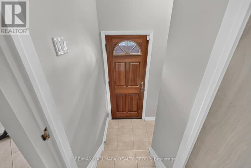 811 Iroquois Road — photo 23 of 33