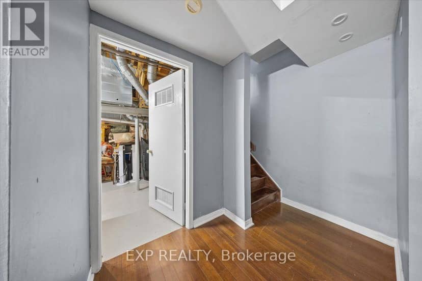 66 Tedwyn Drive — photo 32 of 40