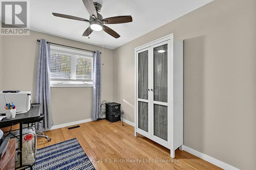 1754 South Sparrow Lake Road — photo 20 of 40