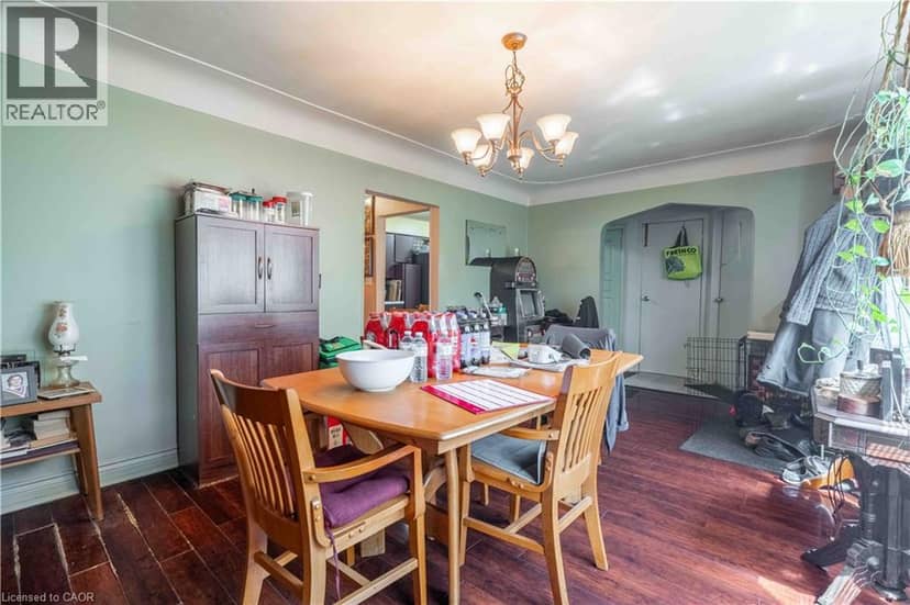 374 UPPER WENTWORTH Street — photo 31 of 40
