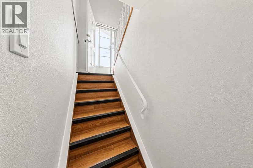 7363 59 Avenue — photo 17 of 26