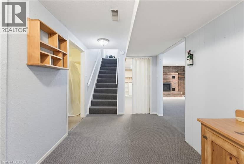 65 LYNDHURST Avenue — photo 18 of 35