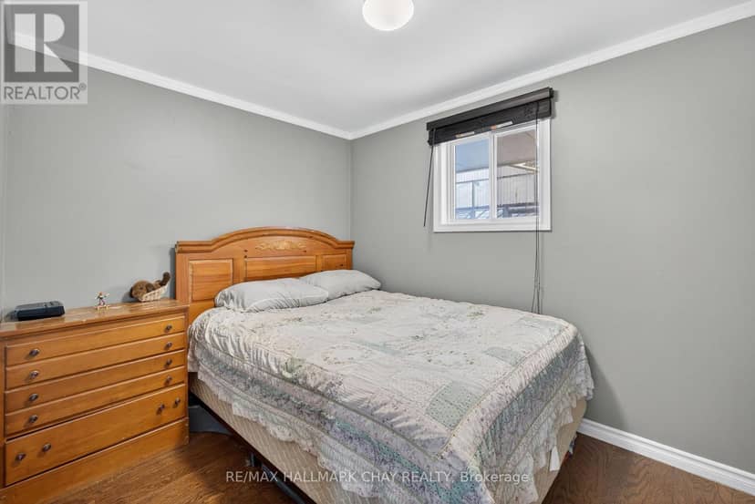 39 Highfield Crescent — photo 35 of 40