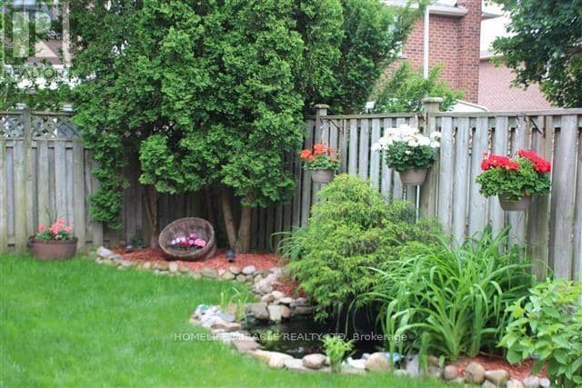 8 Willowcrest Court — photo 16 of 18