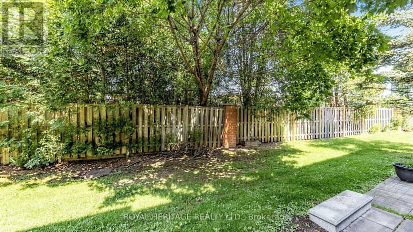 TH 19 - 2472 Eglinton Avenue E — photo 37 of 40