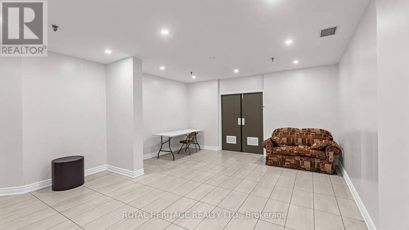 TH 19 - 2472 Eglinton Avenue E — photo 40 of 40