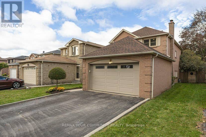 30 Radford Drive, Ajax, photo 2