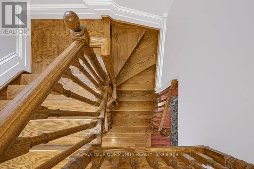30 Radford Drive — photo 36 of 40