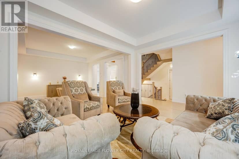 20 Seraville Street, Vaughan, photo 7