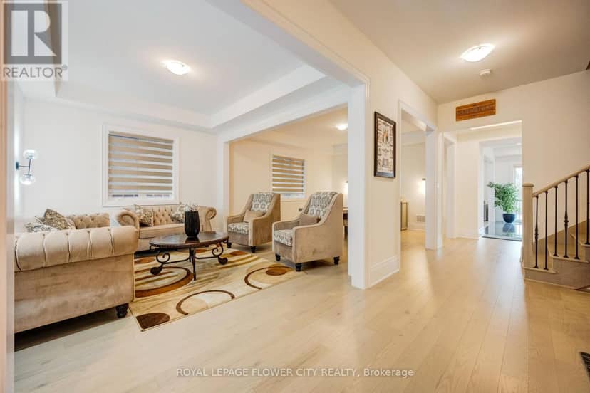 20 Seraville Street, Vaughan, photo 8