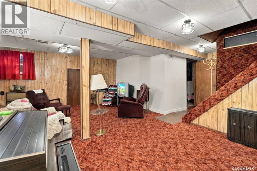 3030 Elphinstone STREET — photo 16 of 30