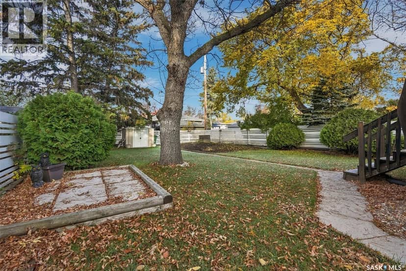 3030 Elphinstone STREET — photo 28 of 30