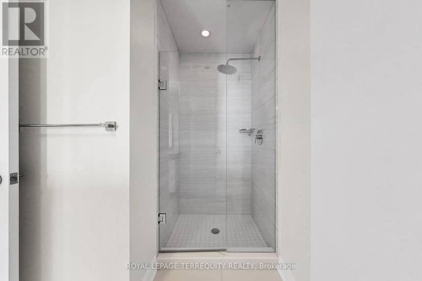 3111 - 33 Shore Breeze Drive — photo 25 of 40