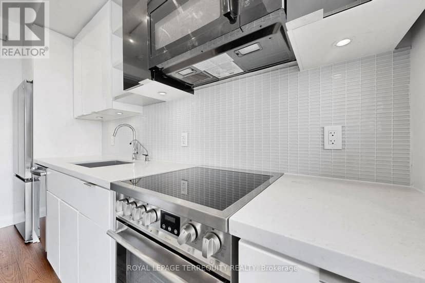 3111 - 33 Shore Breeze Drive — photo 9 of 40