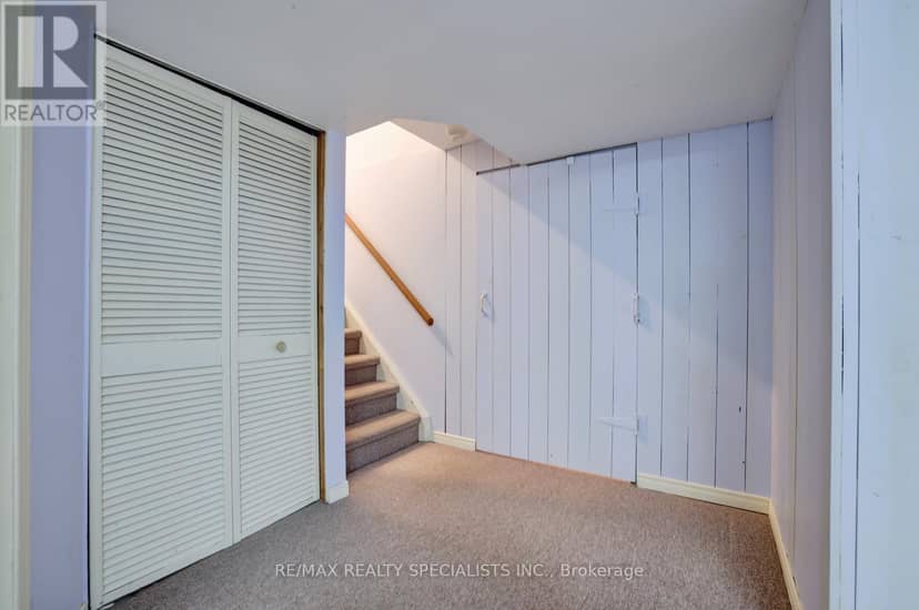 2494 Barcella Crescent — photo 25 of 35