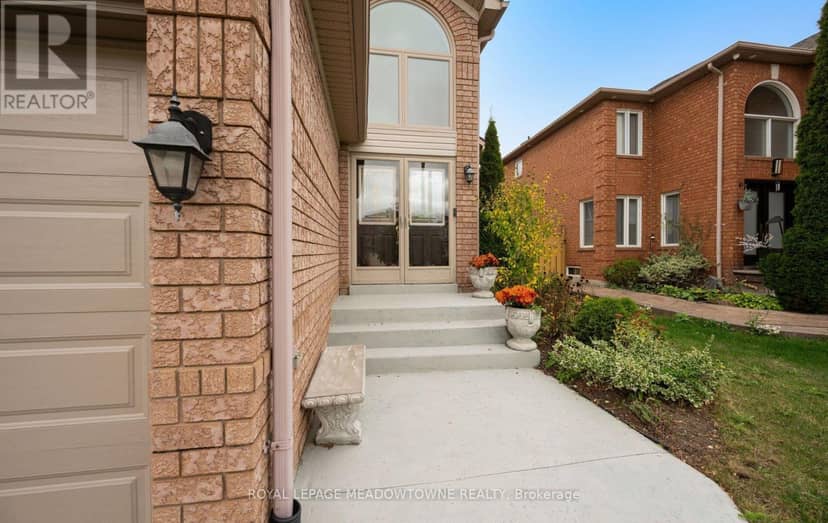 5419 Loonlake Avenue, Mississauga, photo 2