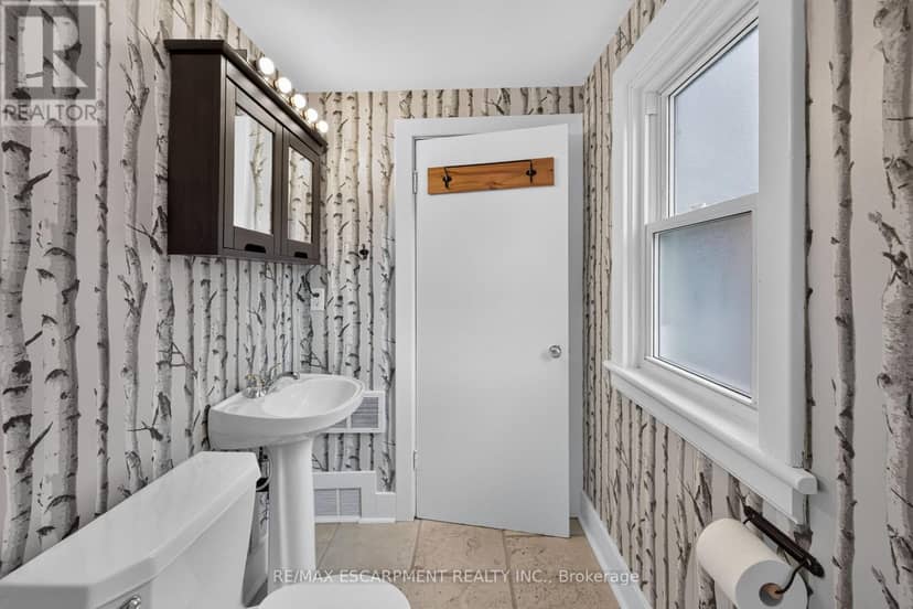 247 Homewood Avenue — photo 26 of 40