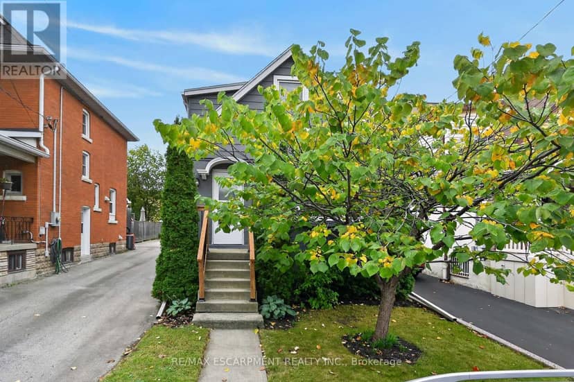 247 Homewood Avenue, Hamilton, photo 3