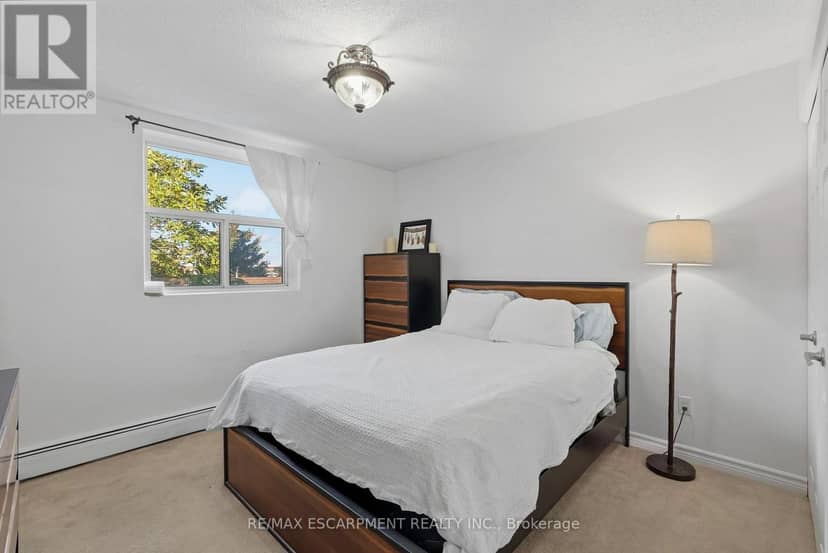 207 - 893 Concession Street — photo 11 of 19