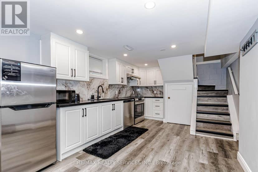 5315 Ontario Avenue — photo 34 of 40