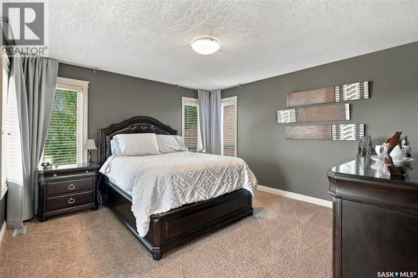 4518 Cudmore CRESCENT — photo 24 of 40
