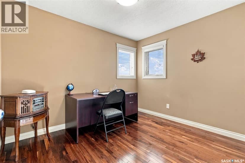 4518 Cudmore CRESCENT — photo 35 of 40