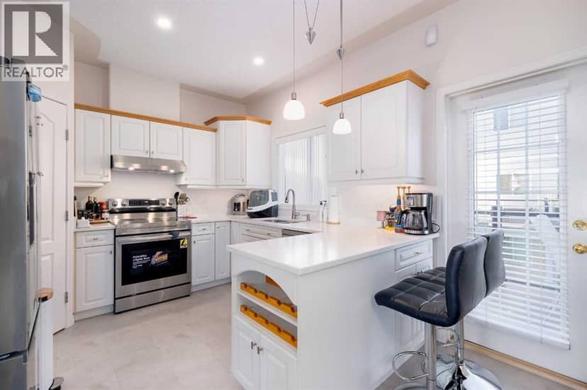 81 Sierra Morena Landing SW, Calgary, photo 2
