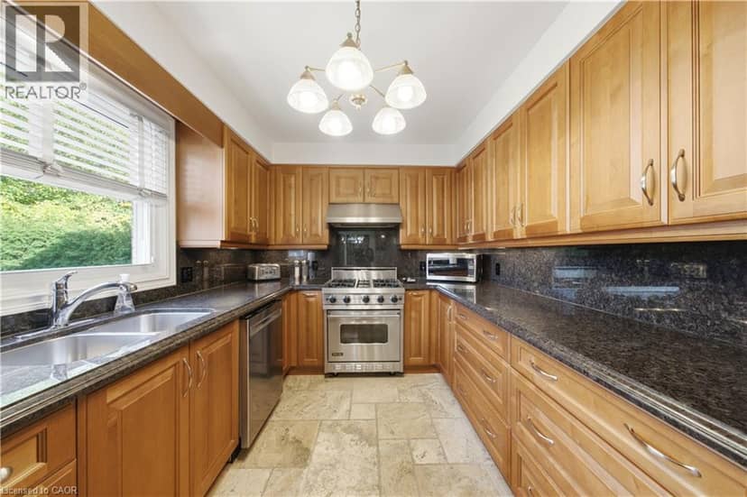 24 WEST 32ND Street — photo 15 of 40
