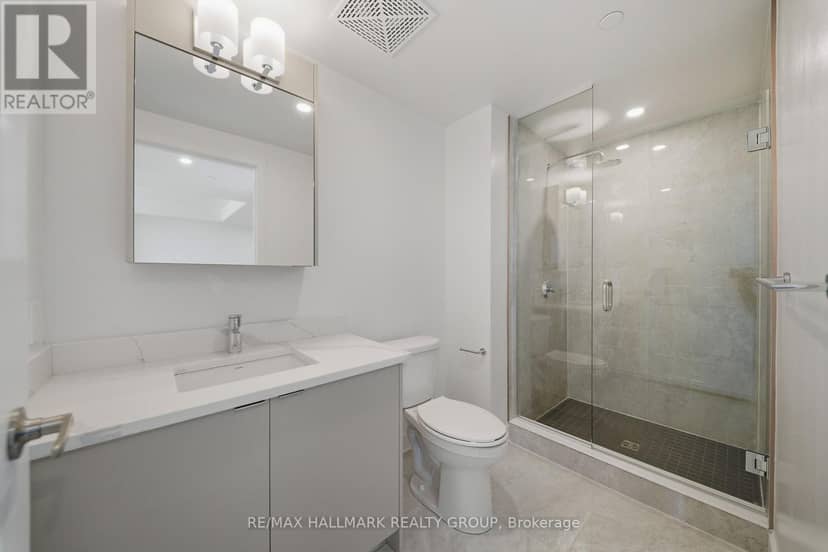 2503 - 180 George Street — photo 19 of 39