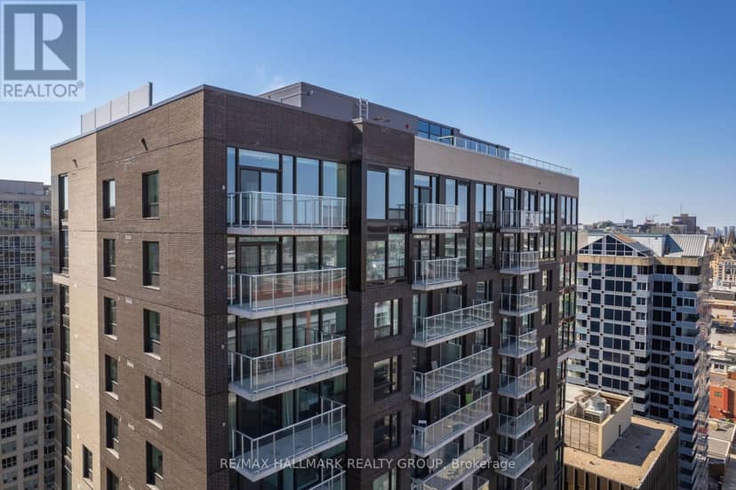 2503 - 180 George Street — photo 35 of 39