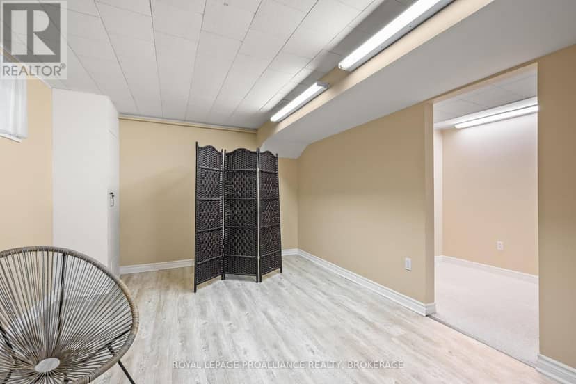2 Churchill Street — photo 38 of 40