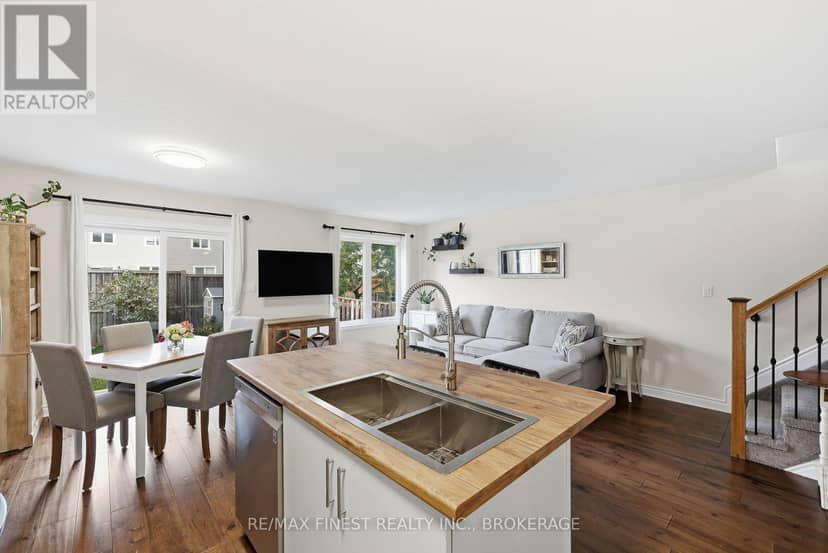 36 Amherst Drive — photo 16 of 40