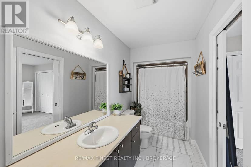 36 Amherst Drive — photo 32 of 40
