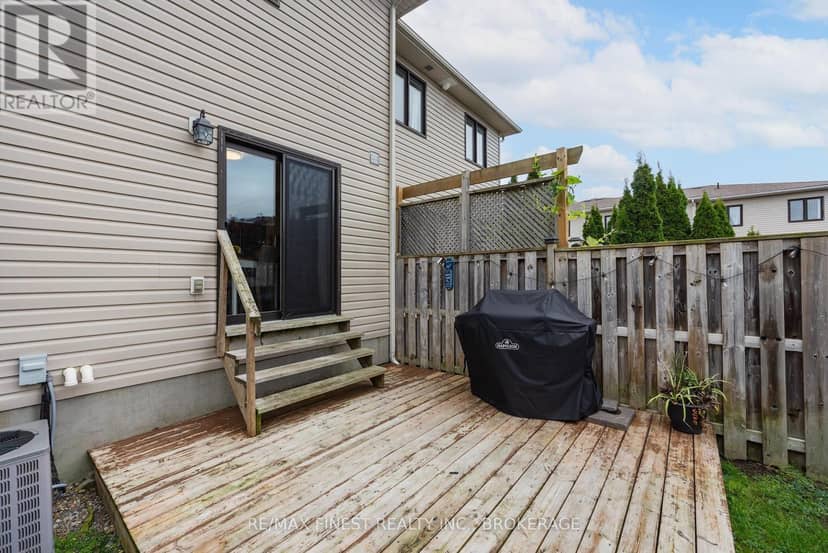 36 Amherst Drive — photo 38 of 40