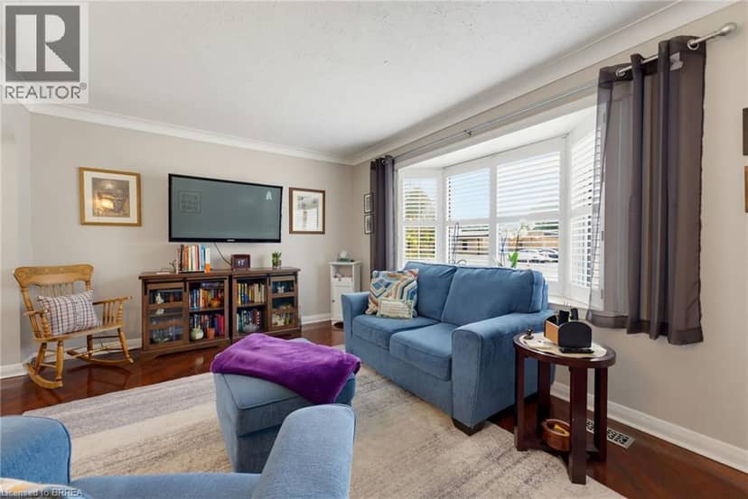 49 MORTON Avenue, Brantford, photo 4