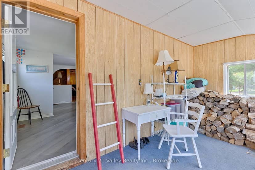 5835A Matawatchan Road — photo 10 of 40