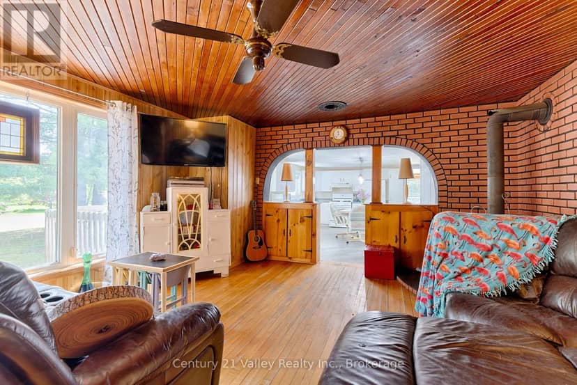 5835A Matawatchan Road — photo 16 of 40