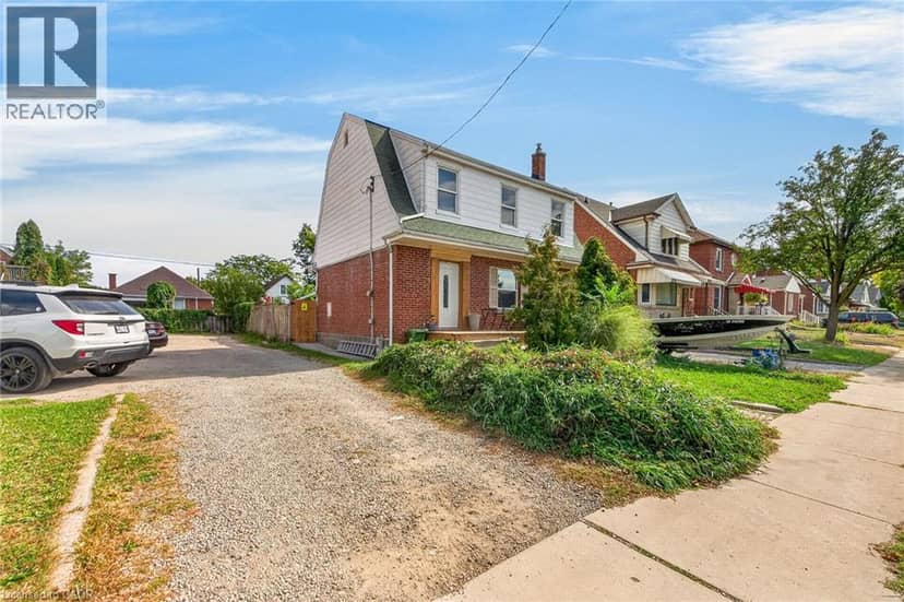 111 KENILWORTH Avenue S — photo 2 of 40
