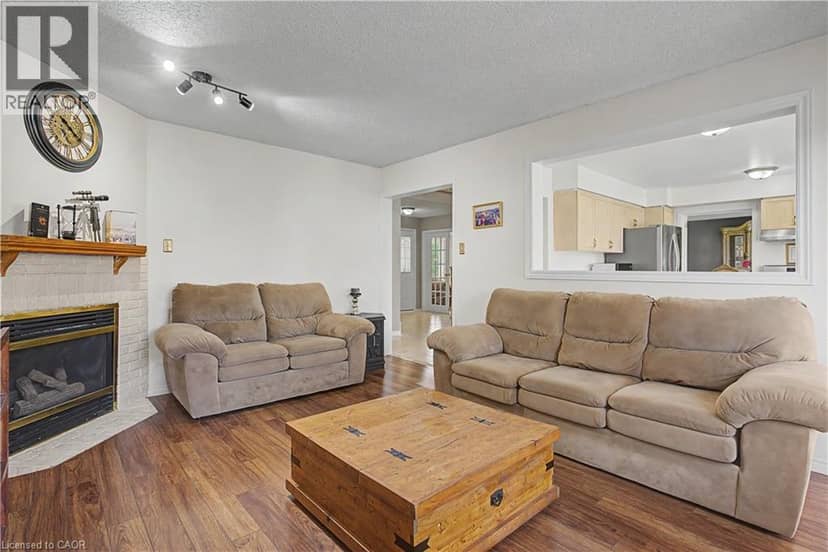 194 GLENVALLEY Drive — photo 16 of 40