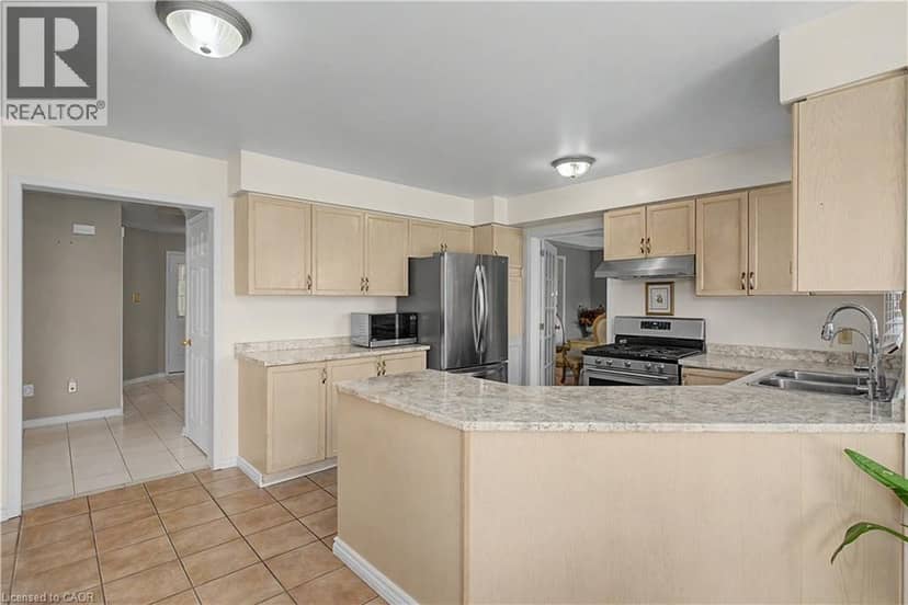 194 GLENVALLEY Drive — photo 19 of 40