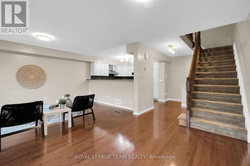 137 Corinth Private — photo 11 of 33