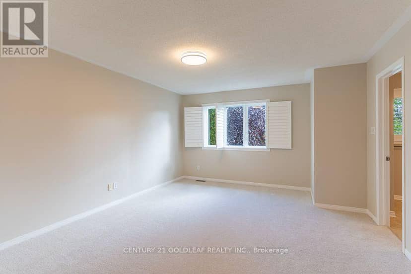2260 Brockstone Crescent — photo 21 of 40