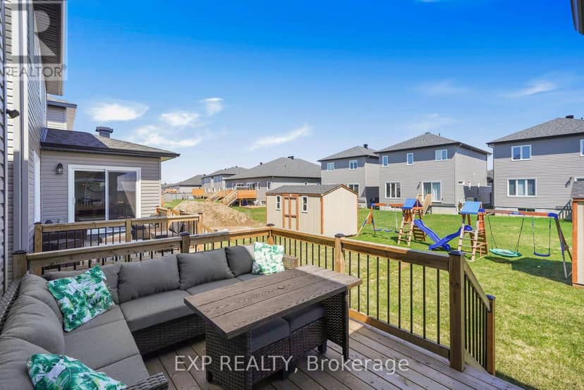 1200 Montblanc Crescent — photo 31 of 33