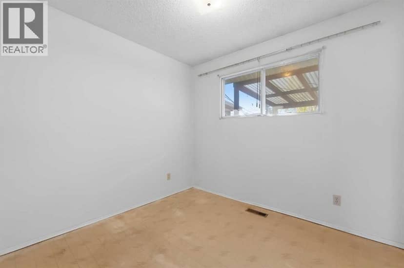 6207 Beaver Dam Way NE — photo 14 of 37