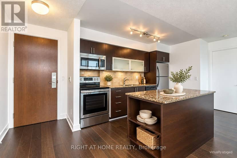 1407 - 80 Western Battery Road — photo 4 of 11