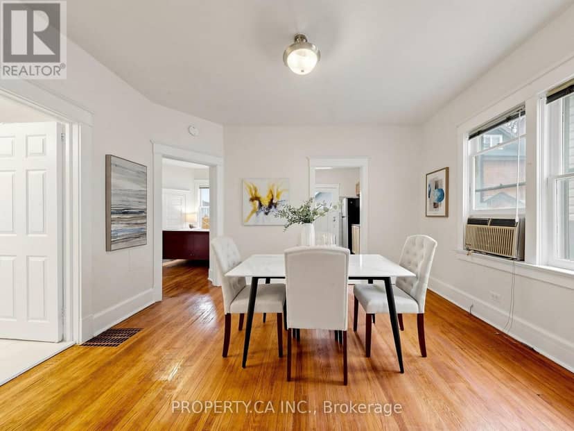 205 Dearborn Avenue — photo 10 of 40