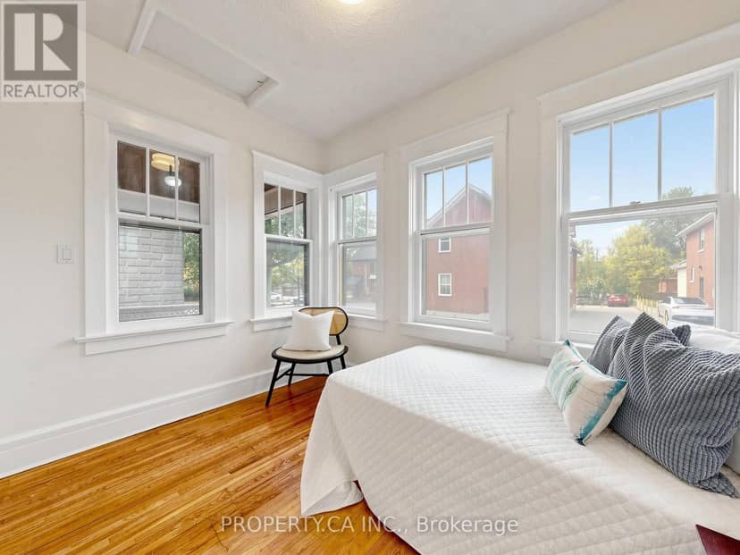 205 Dearborn Avenue — photo 26 of 40