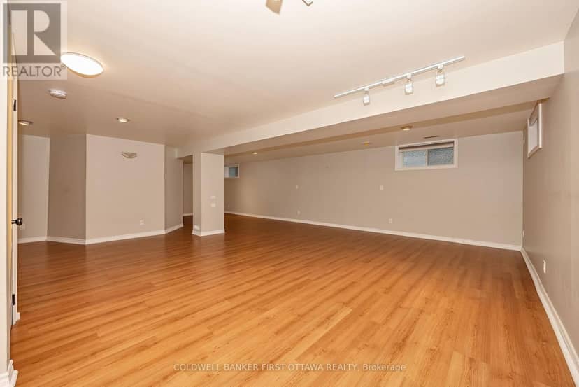 13 Fieldcrest Avenue — photo 23 of 26